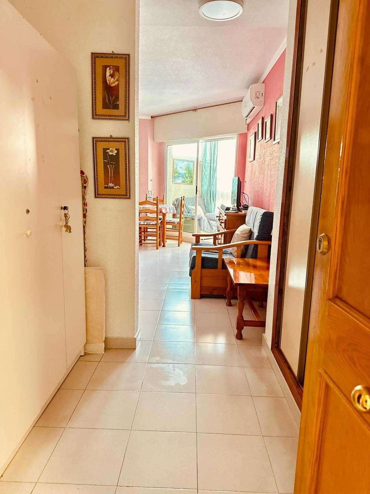 Studio Apartment Santana Habaneras - 05 At Beach With Garage, Pool And Lift Torrevieja Oda fotoğraf